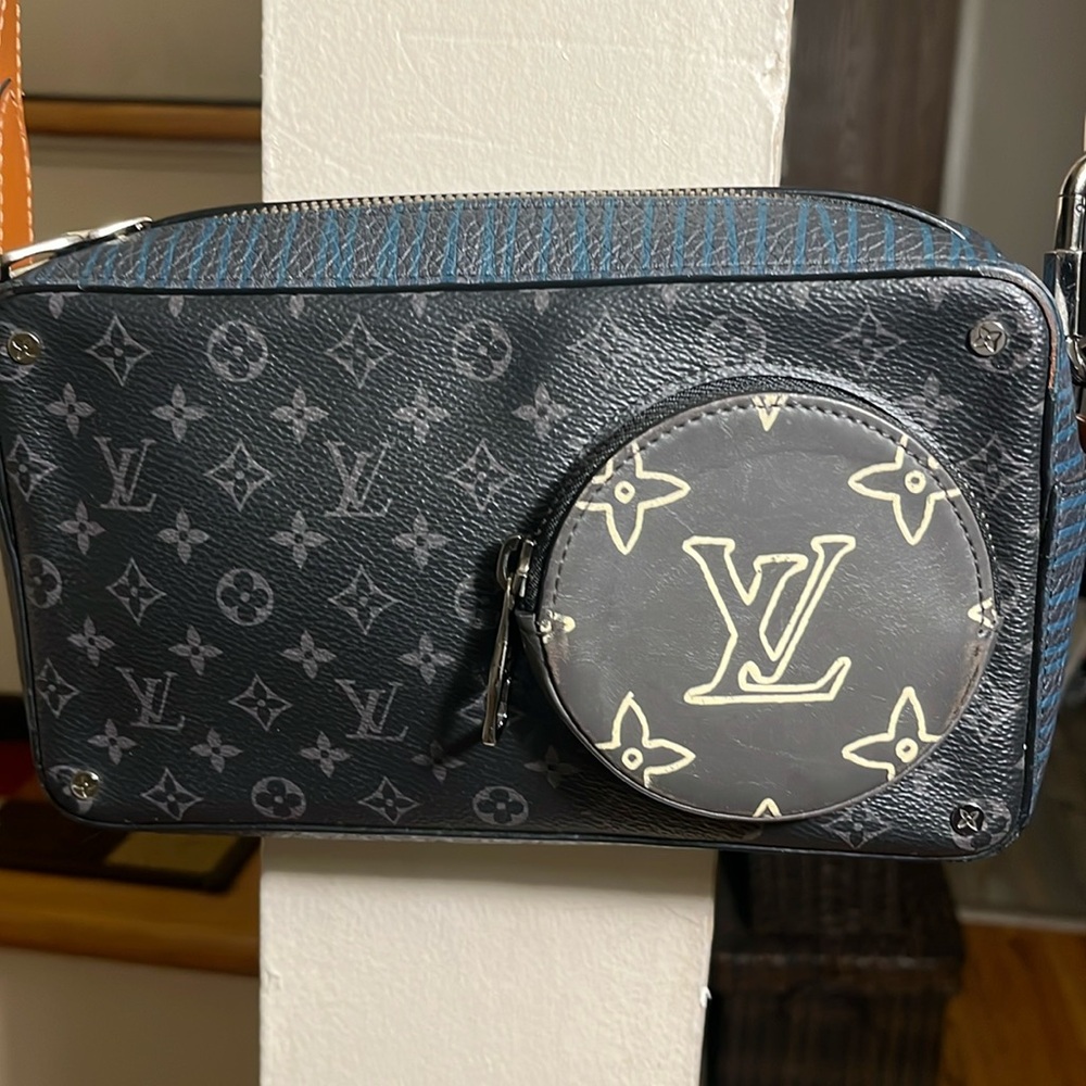 Louis Vuitton crossbody